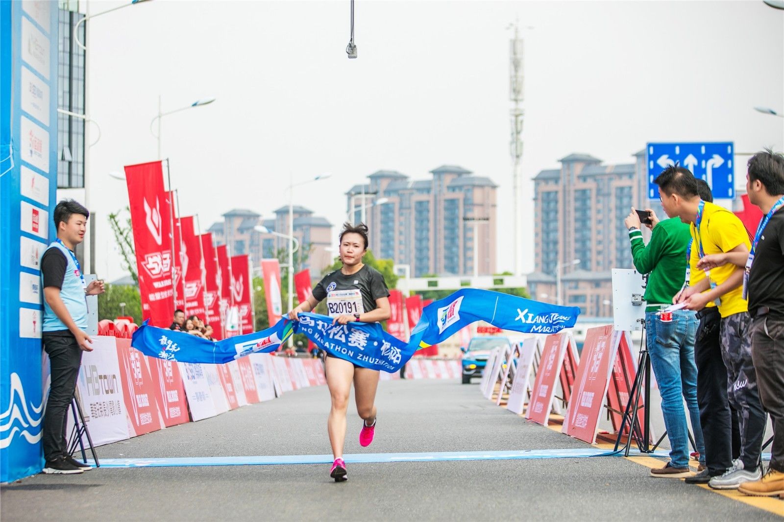 湖南hb火博管理有限公司