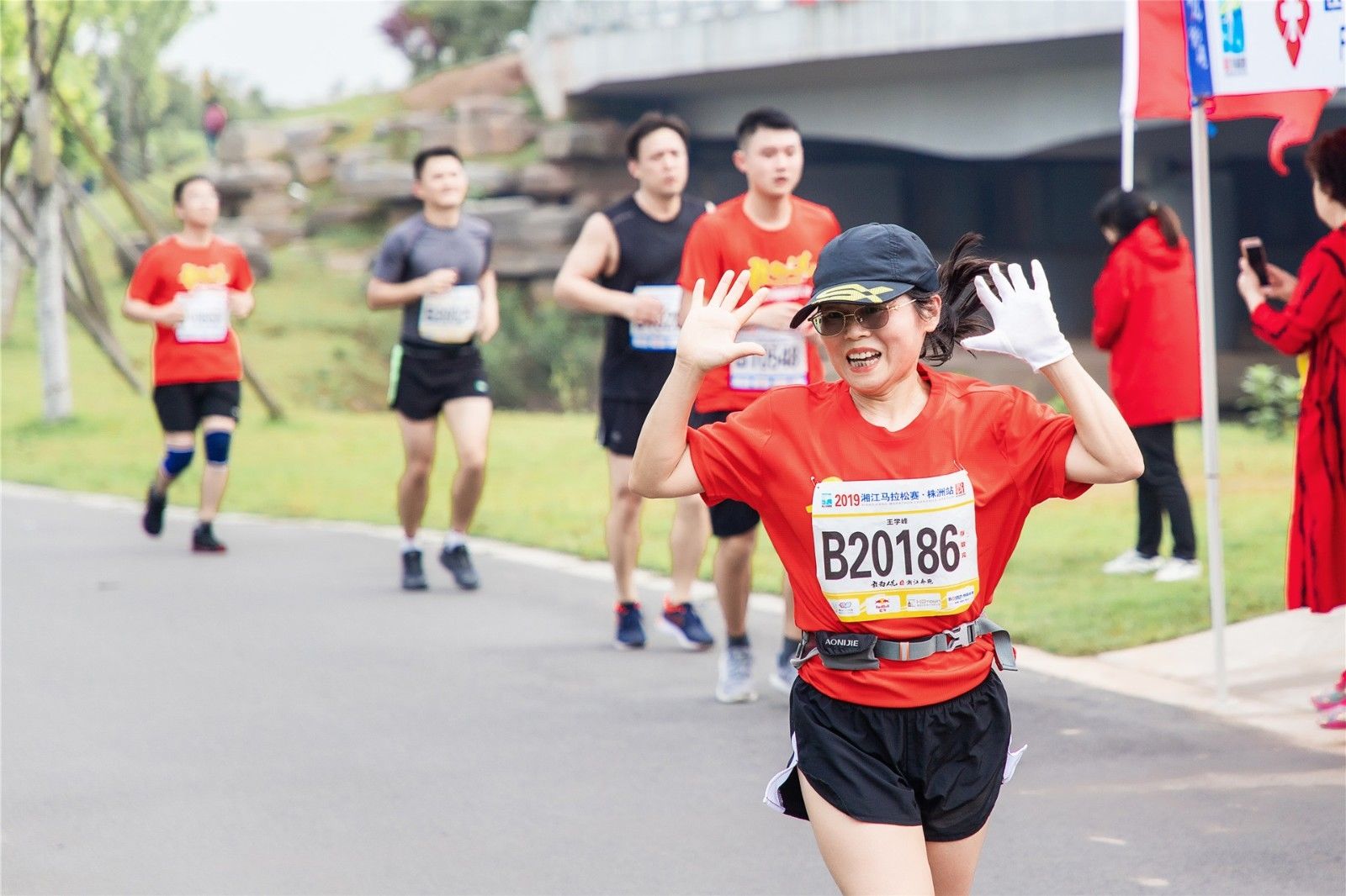 湖南hb火博管理有限公司