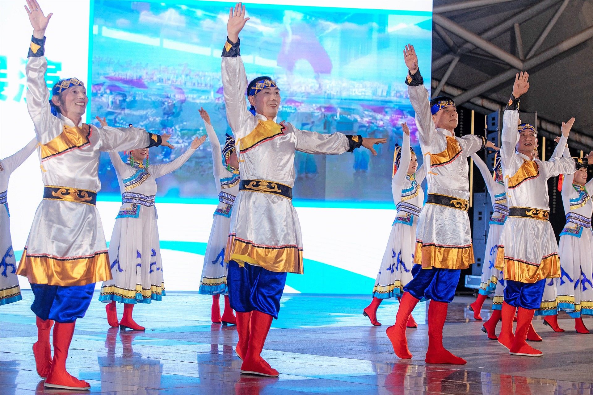 湖南hb火博管理有限公司