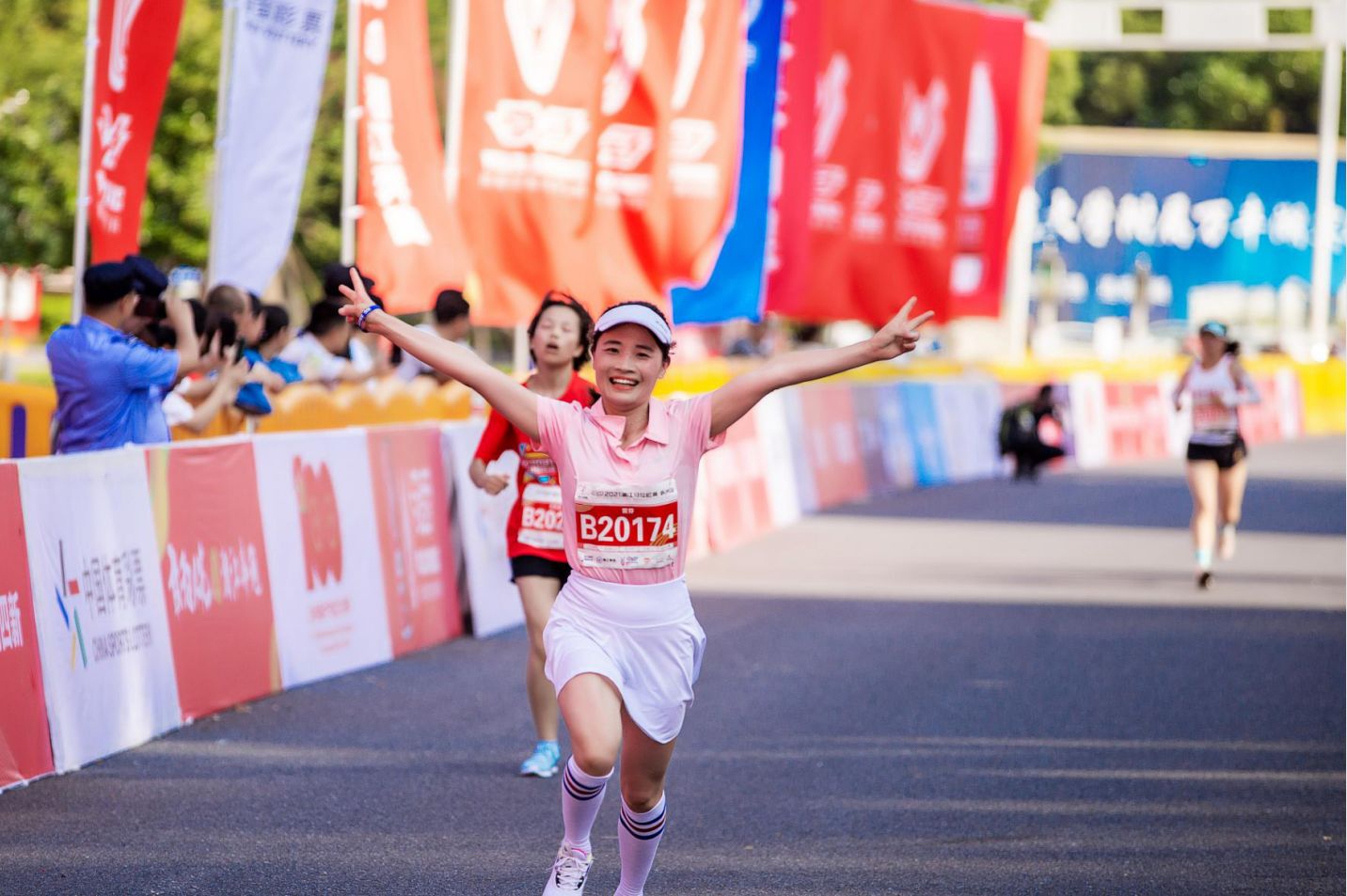 湖南hb火博管理有限公司