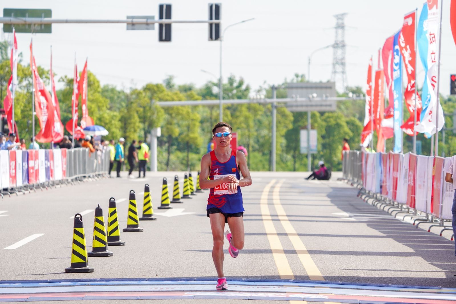 湖南hb火博管理有限公司