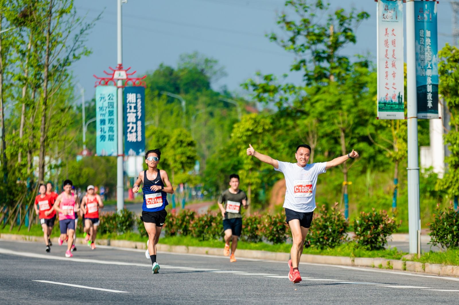 湖南hb火博管理有限公司